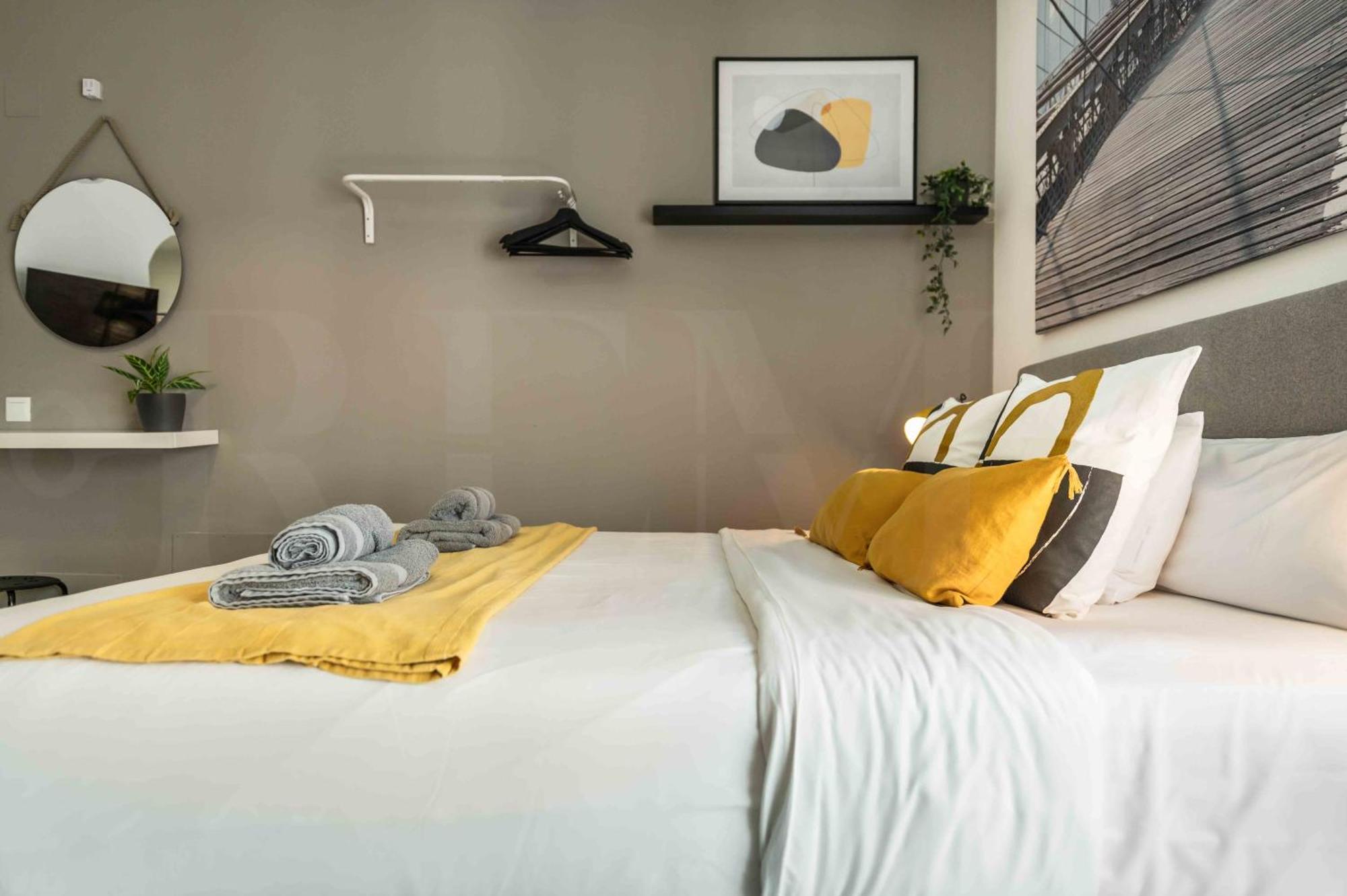 Modern Studio With Private Rooftop Terrace By Rems Μάλαγα Εξωτερικό φωτογραφία