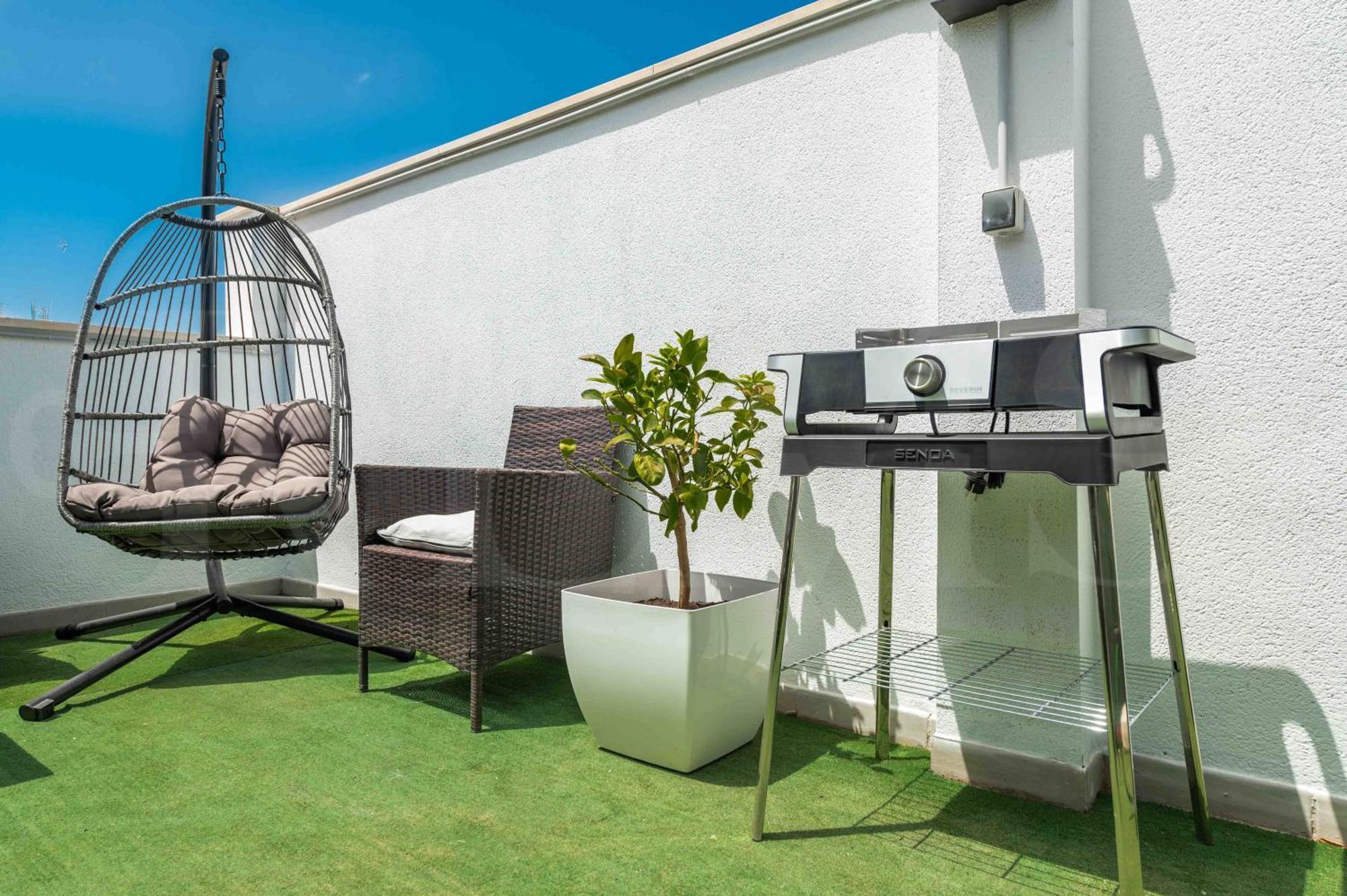 Modern Studio With Private Rooftop Terrace By Rems Μάλαγα Εξωτερικό φωτογραφία